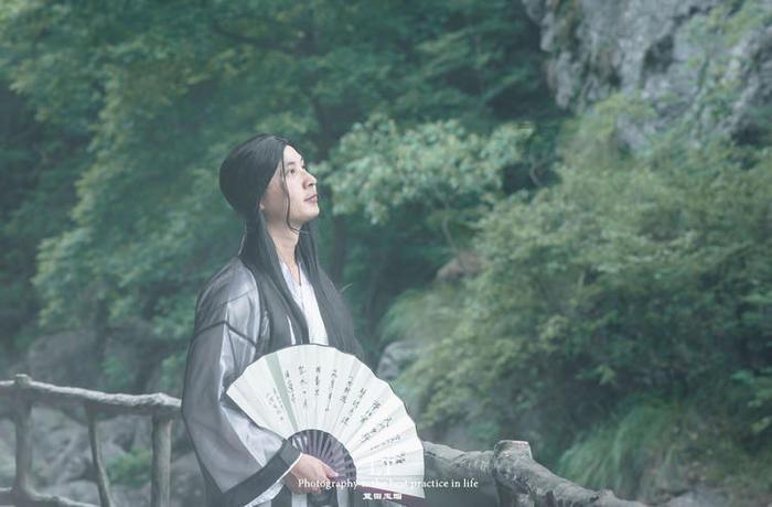 探索你平时上班乘坐公交车还是地铁?热门话题 | 你平时上班乘坐公交车还是地铁?红迪网